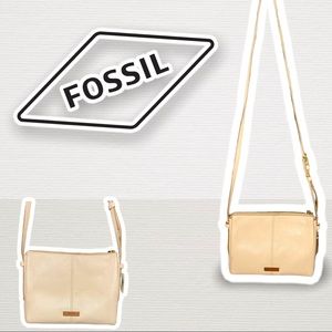 🆕 Fossil Baby Pink Leather Crossbody Bag